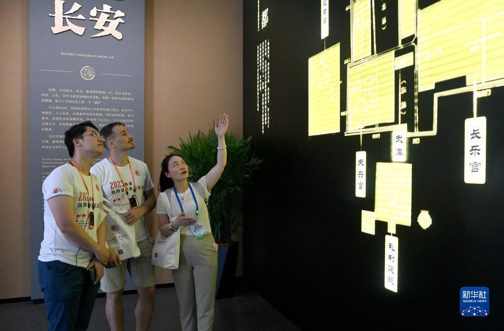 ag十大网站